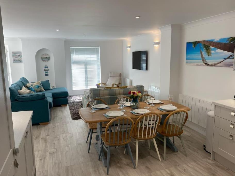 Surf'S Up! Perfect Base For Holidays Or Work In Cornwall St Columb Major Exterior foto
